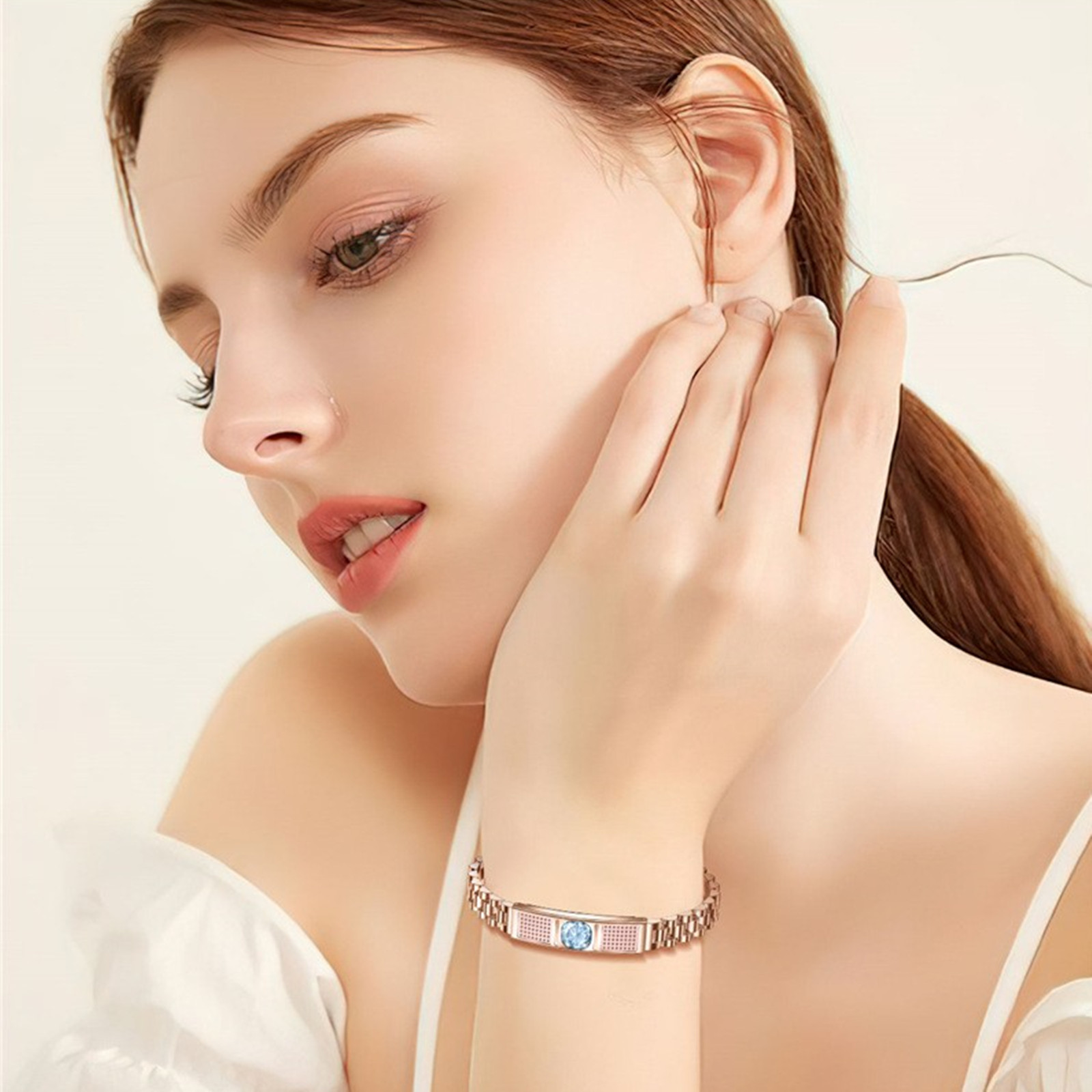 Women's Luxury Smart Bracelet  - Luxury Watch Gift For Her recension och pris